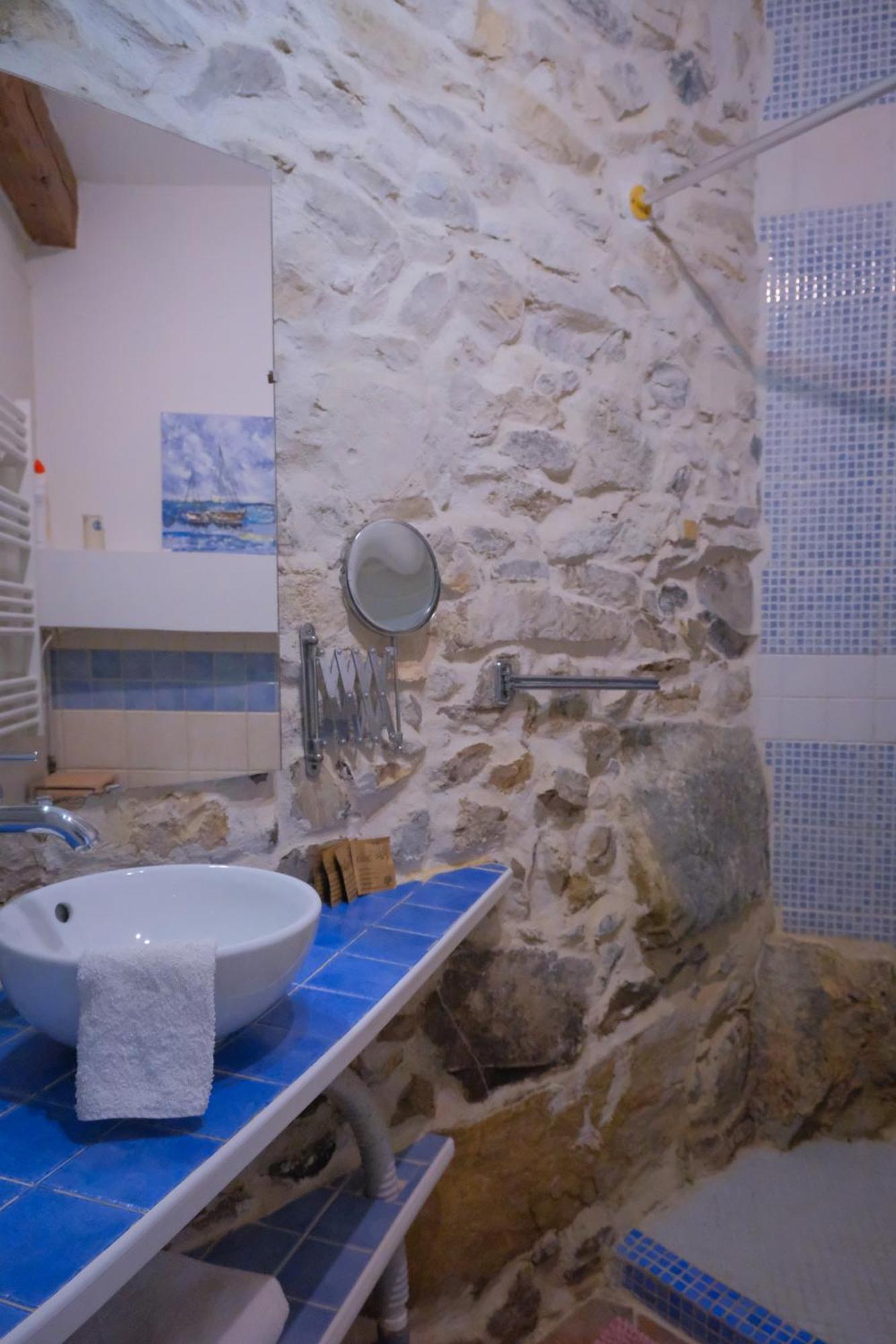 La Maisonnette Avec Spa Et Piscine Sainte-Valière Exterior foto