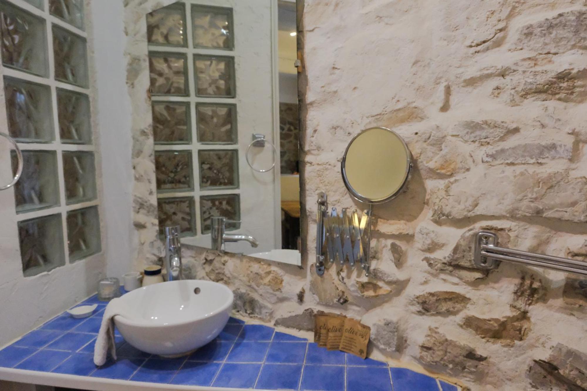 La Maisonnette Avec Spa Et Piscine Sainte-Valière Exterior foto
