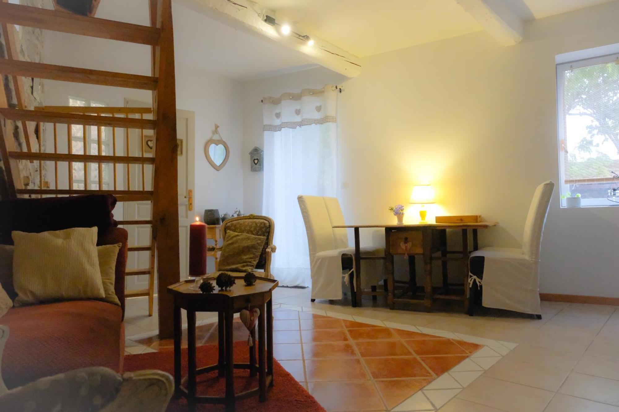 La Maisonnette Avec Spa Et Piscine Sainte-Valière Exterior foto
