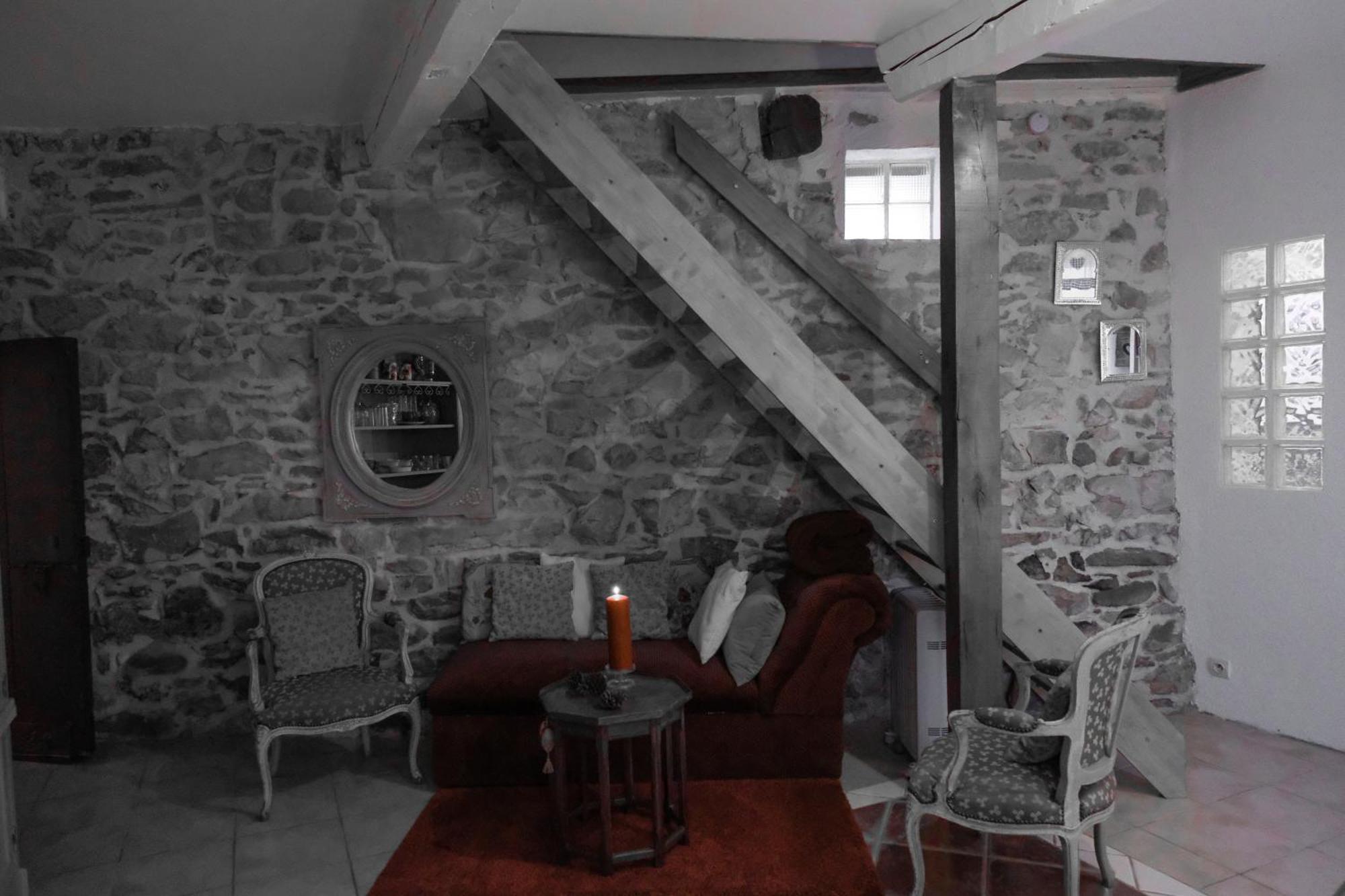 La Maisonnette Avec Spa Et Piscine Sainte-Valière Exterior foto